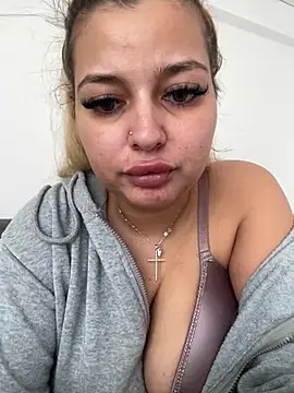 Živý XXX chat AllysonK