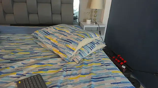 Charlie___Musk Show Webcam