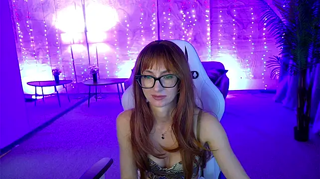 Evelyn054's Live XXX Chat