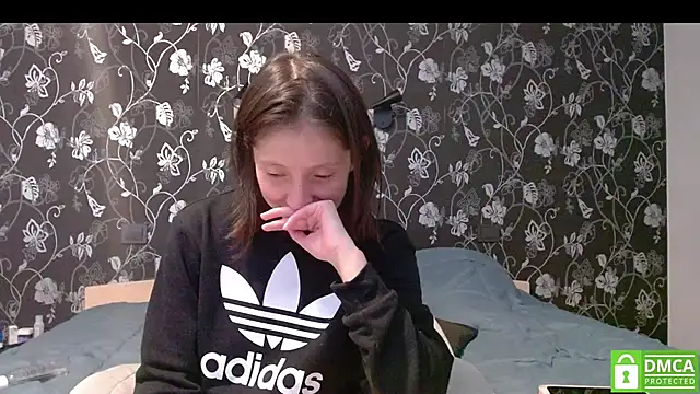 Sophi_Cute XXX чат на живо