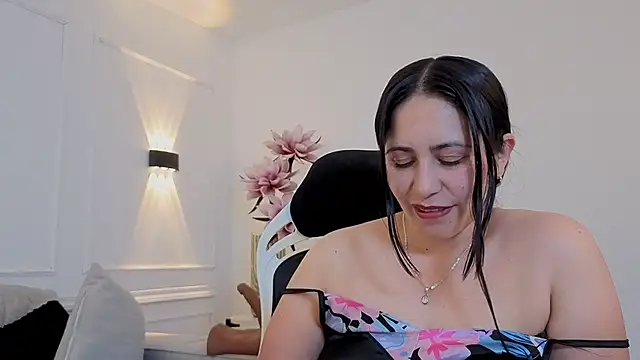 valeriavg 现场XXX聊天