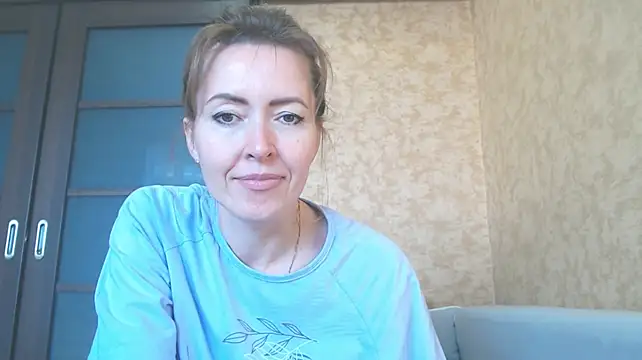 צ'אט XXX בשידור חי של NicoleEunice87