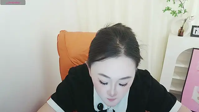 yanyan88 Adlı Modelin Canlı XXX Sohbeti