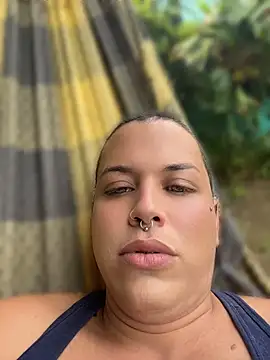 alicetgirlbr Show Webcam