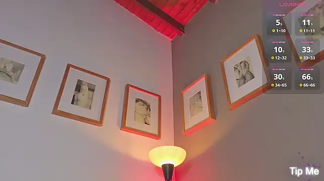 Ackerman_Eren_ élő XXX-chatje