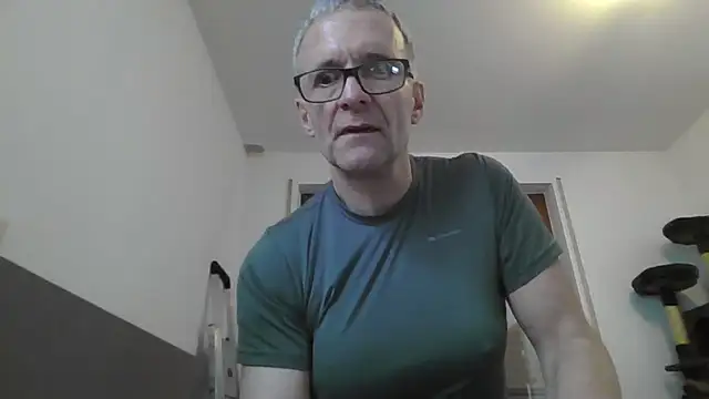 XXX chat uživo modela BiBoy4Al