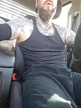 Онлай н чат XXX Beardedtattood