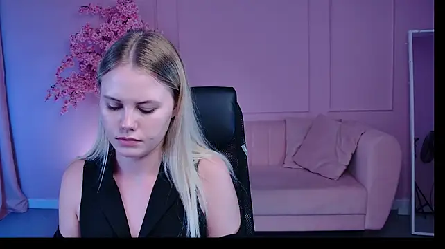 LanaWey Chat XXX live