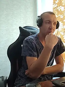 _uncle_Mitya-43_ élő XXX-chatje