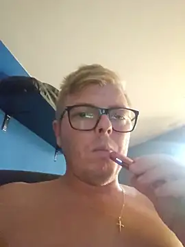 blondeboy92 Chat XXX in diretta