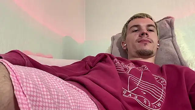 XXX chat uživo modela Jeremy1Scott