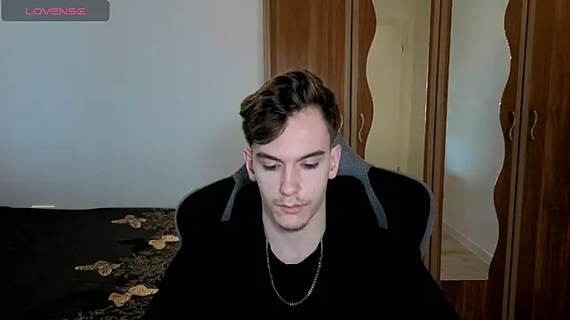 BradyFlint – Naživo XXX chat