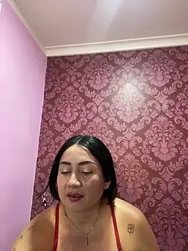 juliana_diaz 即時 XXX 聊天
