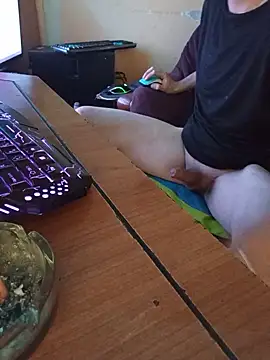 XXX chat uživo modela Martynew