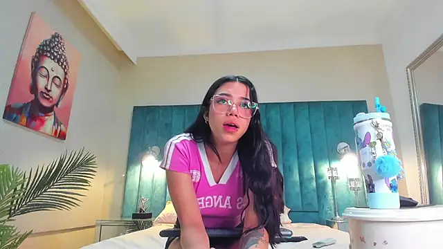 jasmine_saenz: онлайн-секс-чат