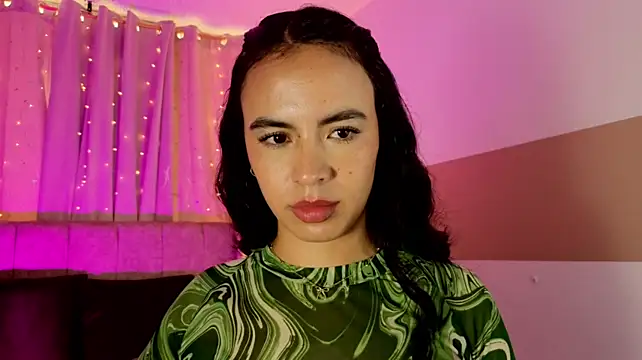 Zara_dulce live XXX chat