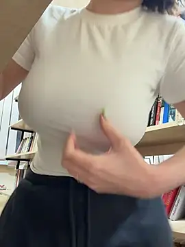 CreamPuff- Chat XXX live