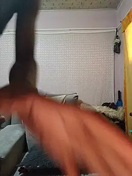 Originatin – Naživo XXX chat