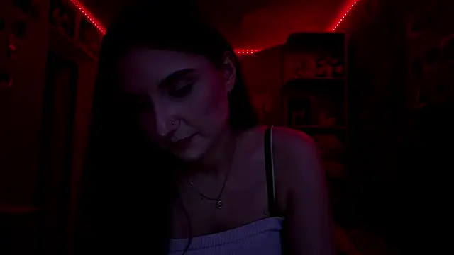 KittyNoSkirty's Live XXX Chat
