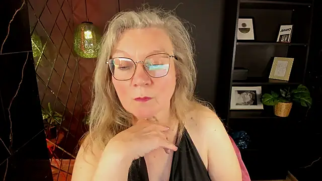 NataliMellow's Live XXX Chat
