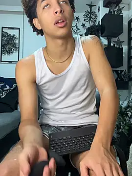 ian_smith_0 – Live XXX-chat