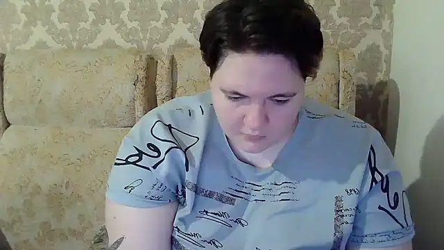 EmmaXKristall Chat XXX live