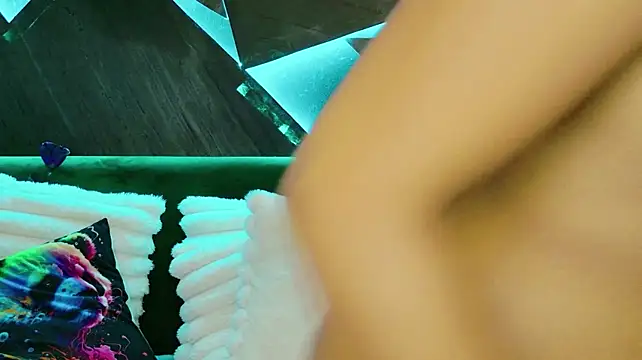 ElyaQuinn Live XXX-Chat