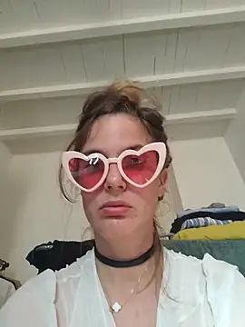 Frenchgirl 라이브 XXX 채팅