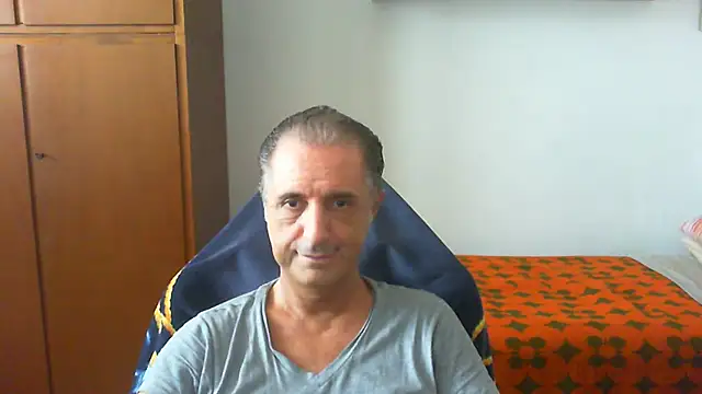 Chat +18 de lliuk70mi ao vivo