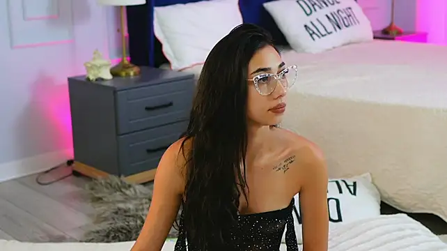 JessieePink XXX чат на живо