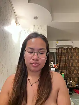 Chat +18 de Ponthip ao vivo