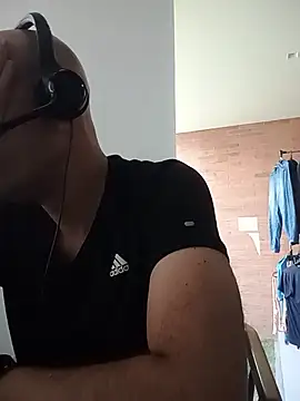 Chat XXX en directo de jpcowbow