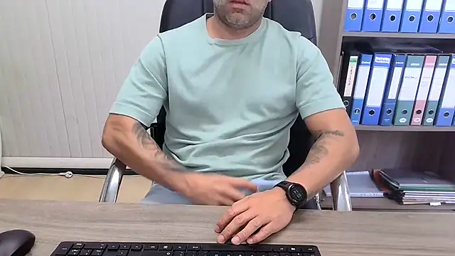 Chat XXX en directo de Evasionee