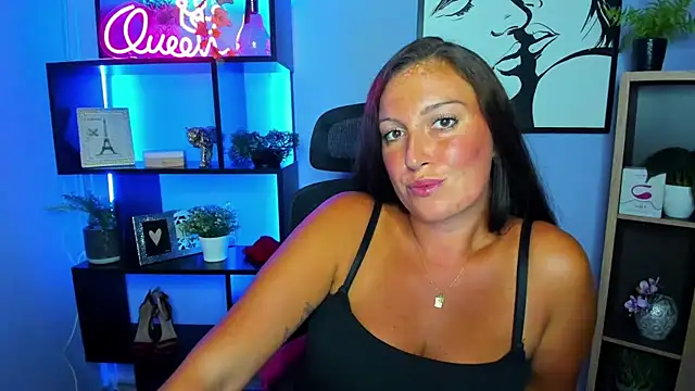 Chatroom XXX en direct de FUN_AMI