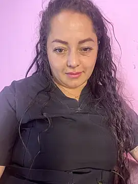 XXX chat uživo modela Nails_Lucia