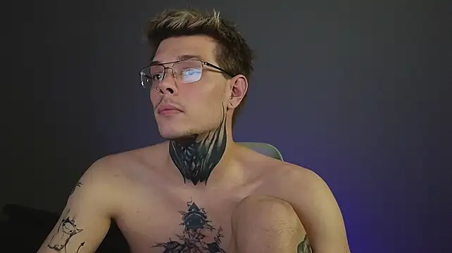 DENIS_HEREのライブXXXチャット