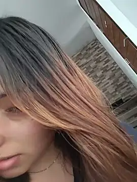 צ'אט XXX בשידור חי של Elsa_sweet