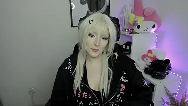NikaDream's Live XXX Chat