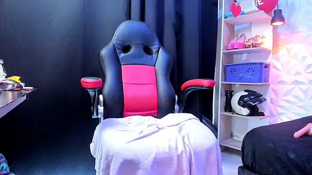 צ'אט XXX בשידור חי של ariell_dl