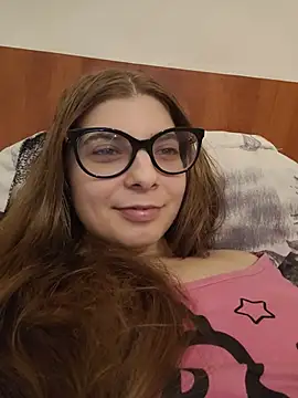 Chatroom XXX en direct de sweetbabygirlforyou