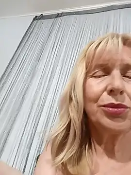 TrinaAdairn Live XXX chat