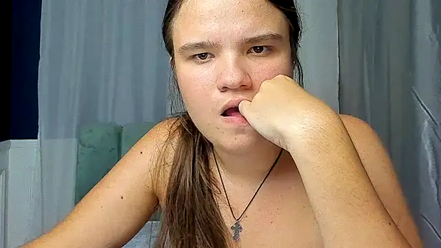 Chat XXX en directo de AdeleCruz