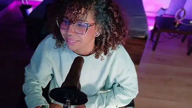 Chat XXX en directo de emmanakamura