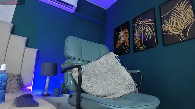 XXX chat uživo modela Im_Kael_