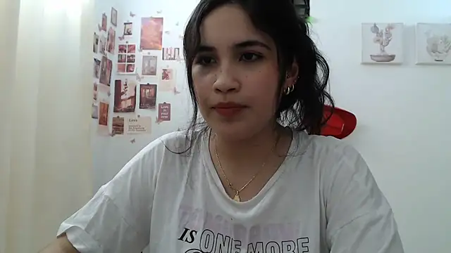 InocentHeaven1 Live XXX-Chat