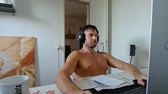 แชท XXX สดของ alpha-hunk