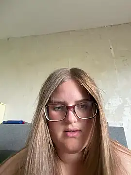 CurvyPaar2 Live XXX Chat