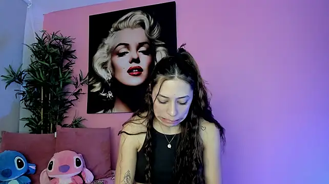 צ'אט XXX בשידור חי של TANIA_06