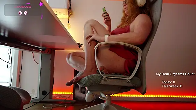 GingerAleMILFのライブXXXチャット