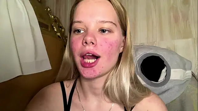 XXX chat uživo modela Malinwitch